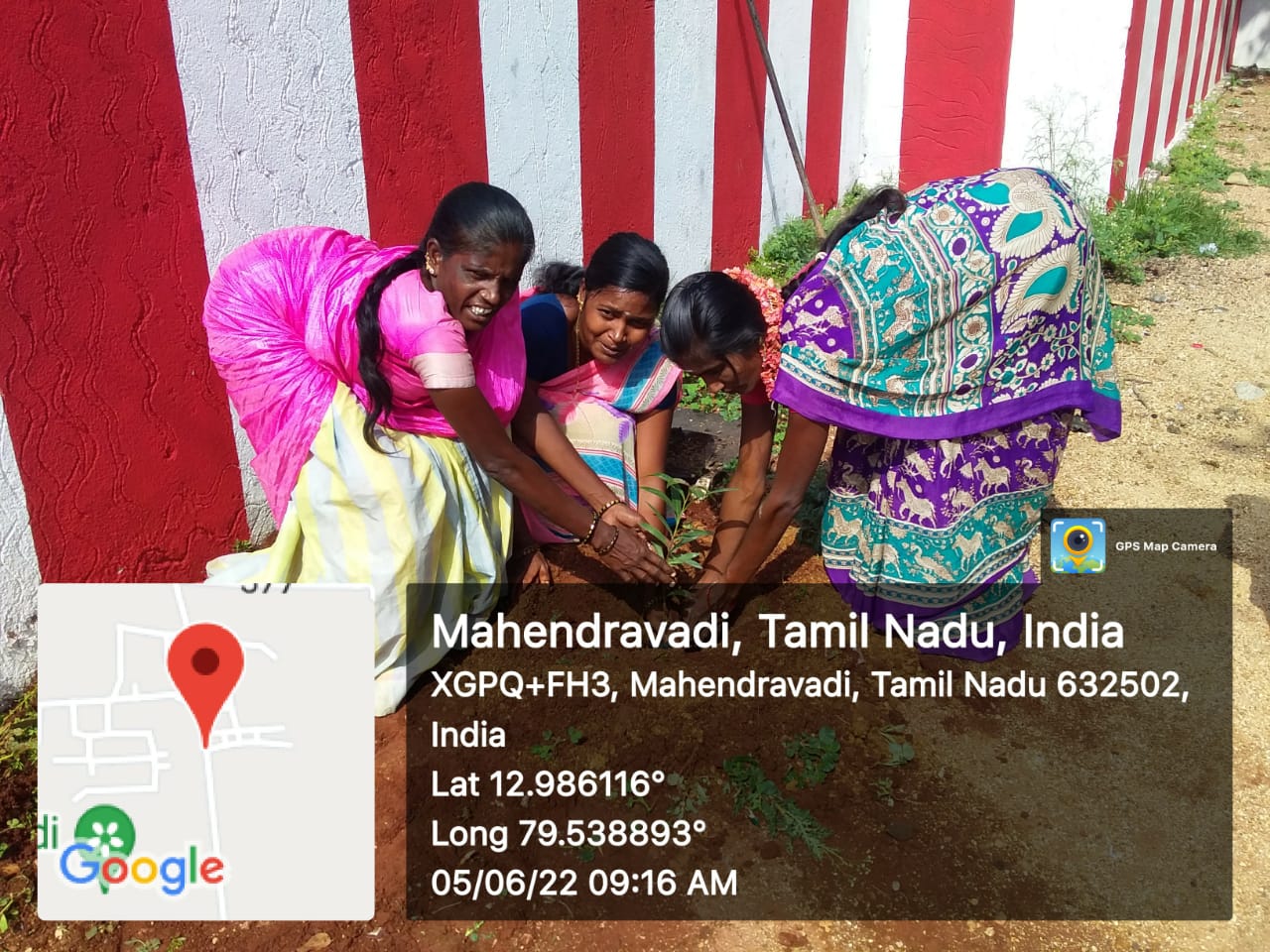 https://1ngo.sgp1.digitaloceanspaces.com/media/thendralmovement/Tree planting- Buvaneswari - Magendravadi - Copy.jpg